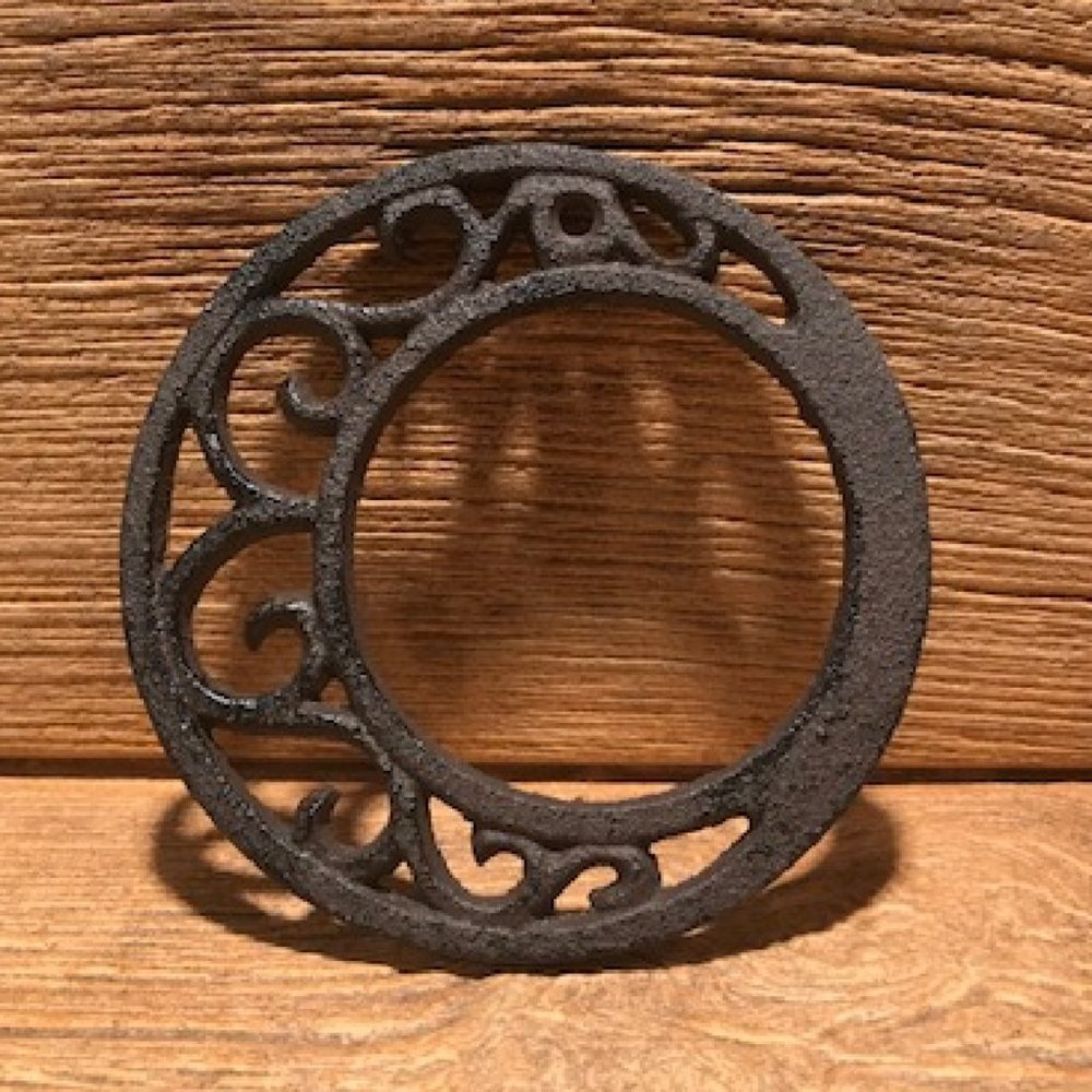 Cast Iron Letter "O" 4 5/8"tall Ornate Raw Cast Iron Ready for Paint 0184-0557-O